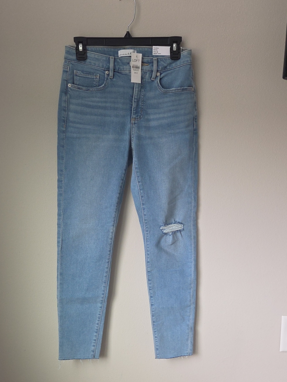LOFT Light Blue High-Rise Skinny Jeans with Distressed Knee